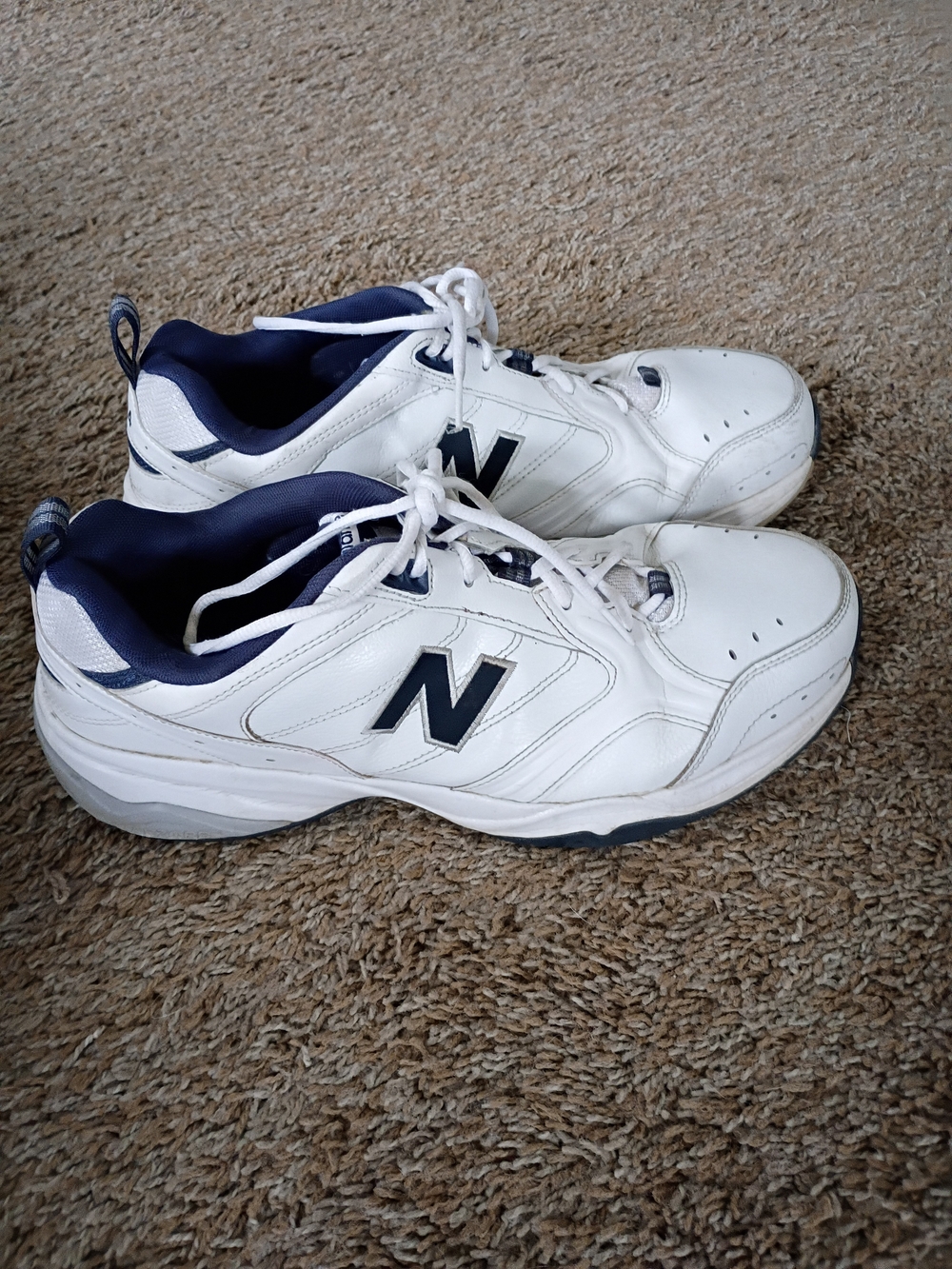 New Balance Men's White & Navy Athletic Walking Shoes